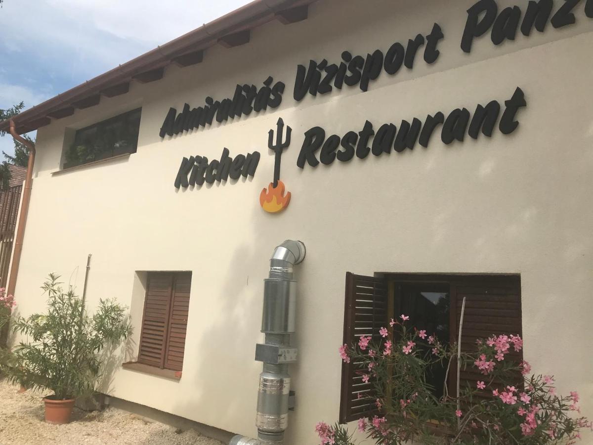 Admiralitas Kitchen And Restaurant Bed & Breakfast Leanyfalu Exterior photo